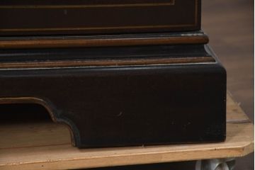 中古　美品　DREXEL HERITAGE(ドレクセルヘリテイジ)　シノワズリ様式　上品な佇まいが美しいチャイナキャビネット(食器棚、キュリオケース、ガラスケース、ショーケース、戸棚、飾り棚)(定価約340万円)(R-082480)