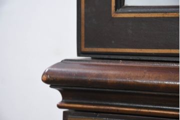 中古　美品　DREXEL HERITAGE(ドレクセルヘリテイジ)　シノワズリ様式　上品な佇まいが美しいチャイナキャビネット(食器棚、キュリオケース、ガラスケース、ショーケース、戸棚、飾り棚)(定価約340万円)(R-082480)