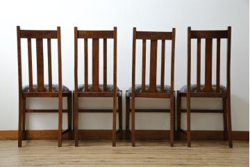 イギリスビンテージ　オーク材　アンティーク調　クラシカルな雰囲気を醸し出すダイニングチェア4脚セット(Dチェア、アームレスチェア、椅子、イス、英国、ヴィンテージ、バラ売り可能)(R-082482)