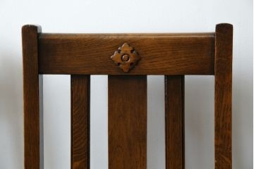 イギリスビンテージ　オーク材　アンティーク調　クラシカルな雰囲気を醸し出すダイニングチェア4脚セット(Dチェア、アームレスチェア、椅子、イス、英国、ヴィンテージ、バラ売り可能)(R-082483)