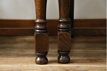 イギリスビンテージ　オーク材　アンティーク調　クラシカルな雰囲気を醸し出すダイニングチェア4脚セット(Dチェア、アームレスチェア、椅子、イス、英国、ヴィンテージ、バラ売り可能)(R-082483)