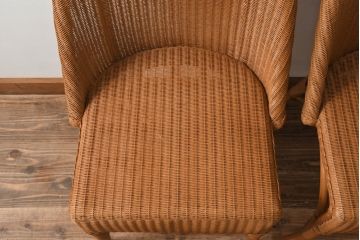 中古　イギリス　LLOYD LOOM(ロイドルーム)　洗練されたデザインのダイニングチェア2脚セット(アームレスチェア、サイドチェア、椅子、イス、英国、バラ売り可能)(定価2脚で約10万円)(R-082484)