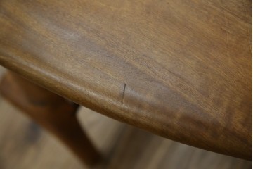 中古　工房 島変木(とうへんぼく)　温かみ感じる丸みを帯びたかわいらしいデザインのカウンターチェア(カウンターツール、ハイスツール、板座チェア、イス、椅子)(定価約30万円)(R-082486)