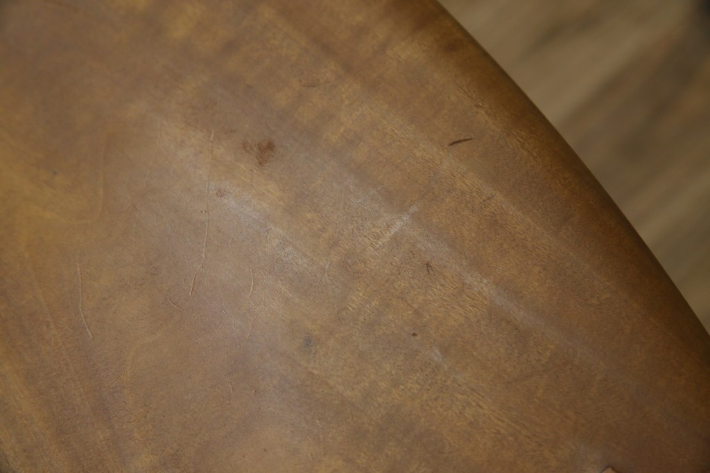 中古　工房 島変木(とうへんぼく)　温かみ感じる丸みを帯びたかわいらしいデザインのカウンターチェア(カウンターツール、ハイスツール、板座チェア、イス、椅子)(定価約30万円)(R-082486)