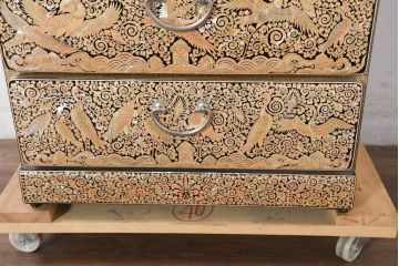 中古　超美品!!　もはや美術品!!　最高級　統一工芸研究院 吉正本　美しい螺鈿(ラデン)細工が目を引く存在感抜群の縦型チェスト(サイドチェスト、引き出し)(定価推定約150万円以上)(R-082490)