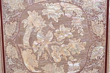 中古　超美品!!　もはや美術品!!　最高級　螺鈿(ラデン)細工　統一工芸研究院 吉正本　煌びやかな意匠が目を引くキャビネット(バンダチ、バンダジ、収納棚、李朝家具)(R-082491)