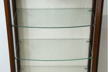 イギリスアンティーク　小振りなサイズが使いやすい猫脚キャビネット(ガラスケース、コレクションケース、ショーケース、飾り棚、陳列棚、収納棚、戸棚、英国、店舗什器)(R-082494)