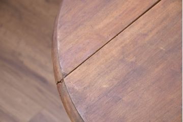 フランスアンティーク　優雅な挽物脚とシンプルな天板のバタフライテーブル(ダイニングテーブル、ドロップリーフテーブル、エクステンションテーブル、食卓、2人掛け、4人掛け、2人用、4人用)(天板に反り、虫食い跡、段差あり)(R-082501)