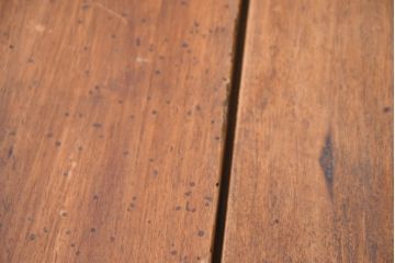 フランスアンティーク　優雅な挽物脚とシンプルな天板のバタフライテーブル(ダイニングテーブル、ドロップリーフテーブル、エクステンションテーブル、食卓、2人掛け、4人掛け、2人用、4人用)(天板に反り、虫食い跡、段差あり)(R-082501)