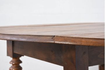 フランスアンティーク　優雅な挽物脚とシンプルな天板のバタフライテーブル(ダイニングテーブル、ドロップリーフテーブル、エクステンションテーブル、食卓、2人掛け、4人掛け、2人用、4人用)(天板に反り、虫食い跡、段差あり)(R-082501)