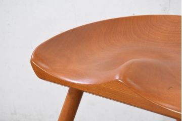 中古　美品　横浜クラシック家具　ダニエル(daniel)　Werner(ワーナー)　こだわり抜いた造りが魅力的!座り心地の良いシューメーカーチェア(スツール、椅子、イス、板座チェア、北欧)(R-082502)