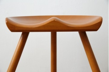 中古　美品　横浜クラシック家具　ダニエル(daniel)とWerner(ワーナー)ダブルネームで製作!　こだわり抜いた造りが魅力的!座り心地の良いシューメーカーチェア　(R-082502)