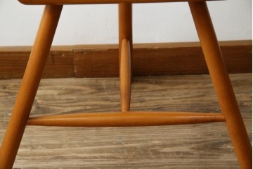 中古　美品　横浜クラシック家具　ダニエル(daniel)とWerner(ワーナー)ダブルネームで製作!　こだわり抜いた造りが魅力的!座り心地の良いシューメーカーチェア　(R-082502)