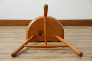 中古　美品　横浜クラシック家具　ダニエル(daniel)とWerner(ワーナー)ダブルネームで製作!　こだわり抜いた造りが魅力的!座り心地の良いシューメーカーチェア　(R-082502)