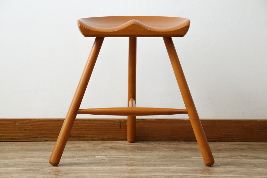 中古　美品　横浜クラシック家具　ダニエル(daniel)とWerner(ワーナー)ダブルネームで製作!　こだわり抜いた造りが魅力的!座り心地の良いシューメーカーチェア　(R-082502)