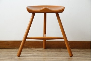 中古　美品　横浜クラシック家具　ダニエル(daniel)とWerner(ワーナー)ダブルネームで製作!　こだわり抜いた造りが魅力的!座り心地の良いシューメーカーチェア　(R-082502)