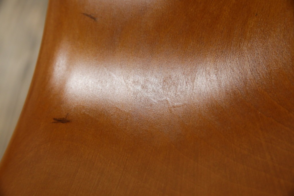 中古　美品　横浜クラシック家具　ダニエル(daniel)とWerner(ワーナー)ダブルネームで製作!　こだわり抜いた造りが魅力的!座り心地の良いシューメーカーチェア　(R-082502)