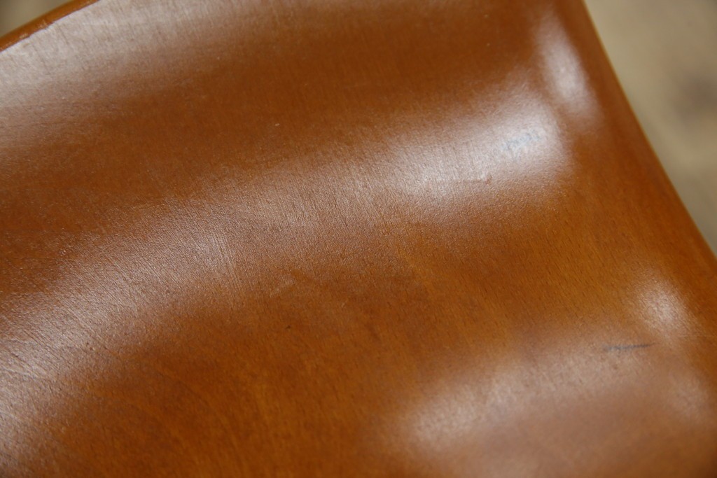 中古　美品　横浜クラシック家具　ダニエル(daniel)とWerner(ワーナー)ダブルネームで製作!　こだわり抜いた造りが魅力的!座り心地の良いシューメーカーチェア　(R-082502)