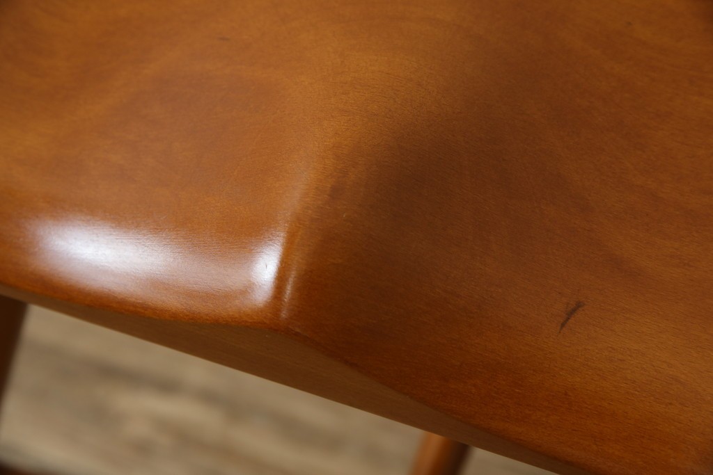 中古　美品　横浜クラシック家具　ダニエル(daniel)とWerner(ワーナー)ダブルネームで製作!　こだわり抜いた造りが魅力的!座り心地の良いシューメーカーチェア　(R-082502)