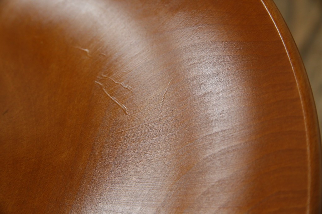 中古　美品　横浜クラシック家具　ダニエル(daniel)とWerner(ワーナー)ダブルネームで製作!　こだわり抜いた造りが魅力的!座り心地の良いシューメーカーチェア　(R-082502)