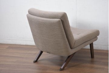 中古　美品!!　カリモク家具(karimoku)　ローバック「ZU16」　ナチュラルモダンな空間を演出する1人掛けソファ(一人掛けソファ、1Pソファ、アームレスチェア)(定価約125000円)(R-082505)