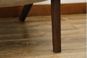 中古　美品!!　カリモク家具(karimoku)　ローバック「ZU16」　ナチュラルモダンな空間を演出する1人掛けソファ(一人掛けソファ、1Pソファ、アームレスチェア)(定価約125000円)(R-082505)
