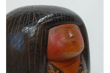 内閣総理大臣賞受賞作家　現代の名工　関口三作　「藍染」　高さ 約36cm　淑やかな美しさ漂う創作こけし(郷土人形玩具、伝統工芸、民芸品、置物、ディスプレイ、木彫、木製)(R-082514)
