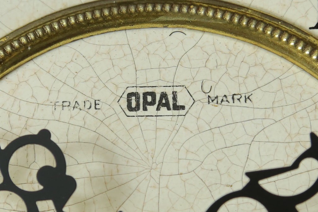 アンティーク時計　希少デザイン　大正から昭和初期　Opal(オパル)　均整の取れた装飾が上品な振り子時計　(R-082545)