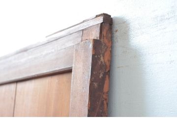 アンティーク建具　経年によって増した味わいが魅力の大きな格子帯戸1枚(引き戸、板戸、格子帯戸、障子戸)(R-082550)