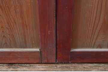 アンティーク建具　両面ガラス　赤みがかった木色が趣のある組子入りのガラス帯戸4枚セット(引き戸、板戸、ガラス戸、帯戸)(R-082551)