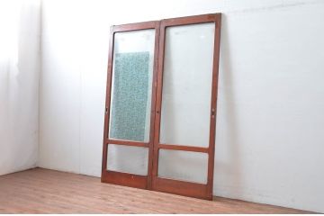 アンティーク建具　使い込まれた風合いが味わい深い幅狭ガラス戸2枚セット(引き戸、建具)(R-82553)