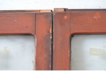 アンティーク建具　使い込まれた風合いが味わい深い幅狭ガラス戸2枚セット(引き戸、建具)(R-82553)