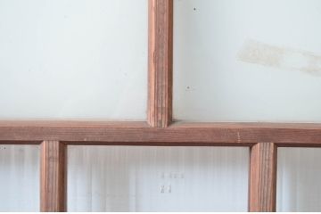 アンティーク建具　大正ロマン　ノスタルジックな雰囲気あふれる幅狭ガラス扉(ドア)(木製扉、ガラス扉)(R-082554)