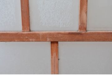 アンティーク建具　レトロな空間づくりにおすすめな幅狭ガラス扉(ドア)1枚(木製扉、建具)(R-082555)