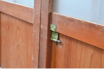 アンティーク建具　使いこまれた木が味わい深い玄関戸3枚セット(引き戸、ガラス戸)(R-082559)