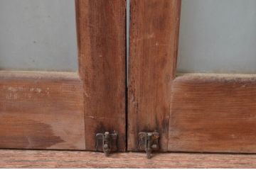 アンティーク建具　レトロな空間づくりおすすめな両開き窓2枚セット(1対、扉、ガラス戸、ガラス扉)(R-082562)