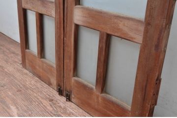 アンティーク建具　レトロな空間づくりおすすめな両開き窓2枚セット(1対、扉、ガラス戸、ガラス扉)(R-082562)