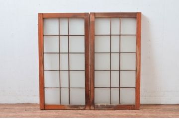 アンティーク建具　どこか懐かしい雰囲気感じるレトロな両開き窓1対2枚セット(扉、ガラス戸、ガラス扉)(R-082563)