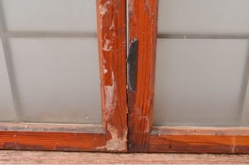 アンティーク建具　どこか懐かしい雰囲気感じるレトロな両開き窓1対2枚セット(扉、ガラス戸、ガラス扉)(R-082563)