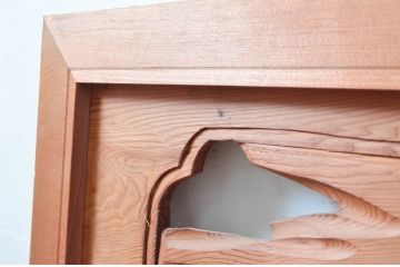 ビンテージ建具　鶴と松の図柄が魅力的な彫刻欄間2枚セット(明かり取り、明り取り、ヴィンテージ)(R-082576)