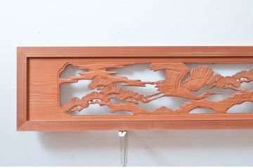 ビンテージ建具　鶴と松の図柄が魅力的な彫刻欄間2枚セット(明かり取り、明り取り、ヴィンテージ)(R-082577)