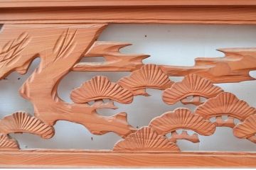 ビンテージ建具　鶴と松の図柄が魅力的な彫刻欄間2枚セット(明かり取り、明り取り、ヴィンテージ)(R-082577)