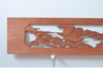 ビンテージ建具　鷹(タカ)と松の図柄が和の空間を演出してくれる彫刻欄間2枚セット(明かり取り、明り取り、ヴィンテージ)(R-082578)
