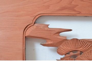 ビンテージ建具　鷹(タカ)と松の図柄が和の空間を演出してくれる彫刻欄間2枚セット(明かり取り、明り取り、ヴィンテージ)(R-082578)