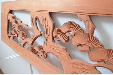 ビンテージ建具　鷹(タカ)と松の図柄が和の空間を演出してくれる彫刻欄間2枚セット(明かり取り、明り取り、ヴィンテージ)(R-082578)