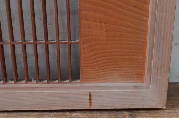 ビンテージ建具　彫刻入り　松竹梅が彫り込まれた縁起の良いデザインが魅力的な組子欄間2枚セット(明り取り、明かり取り、ヴィンテージ)(R-082579)