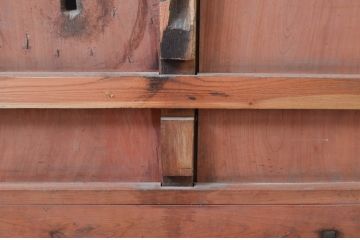 アンティーク建具　上手物!!　総欅(ケヤキ)材　凝った作りの北陸産格子蔵戸1枚(引き戸、格子戸、玄関戸)(R-082586)