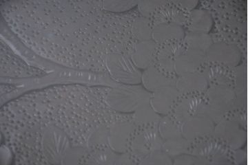 中古　超美品　元祖軽井沢彫　大坂屋家具店　随所に施された桜の彫りに目を奪われる大型ダイニングテーブル(軽井沢彫り、食卓、作業台、4人掛け、6人掛け、4人用、6人用)(定価約120万円)(R-082596)