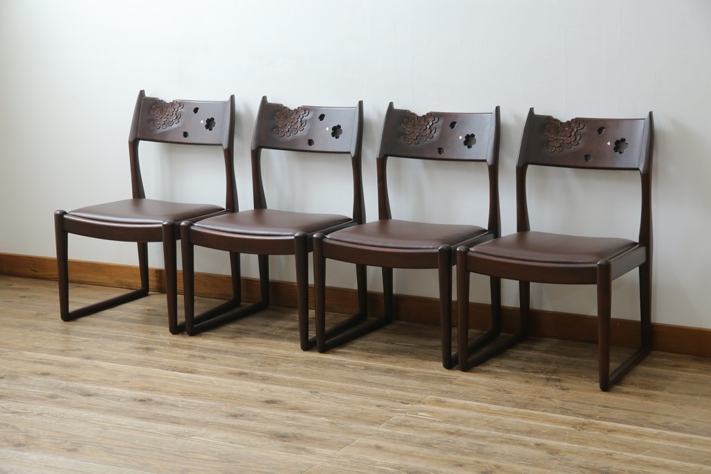 中古　超美品　元祖軽井沢彫　大坂屋家具店　繊細な桜の彫りが見事なKチェア4脚セット　定価(4脚合計)約100万円　(R-082597)