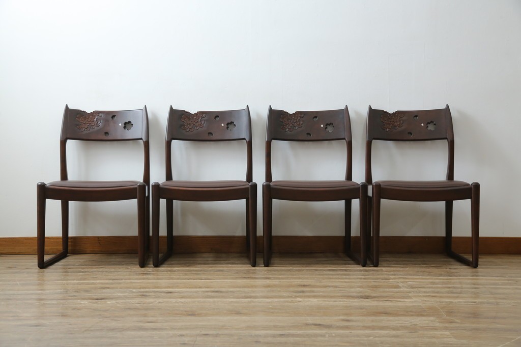 中古　超美品　元祖軽井沢彫　大坂屋家具店　繊細な桜の彫りが見事なKチェア4脚セット　定価(4脚合計)約100万円　(R-082597)